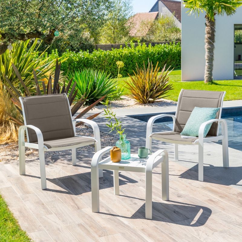 Ambiente Muebles De Exterior Jardín Elyn 3 Piezas Color Blanco y Beige Ambiente Muebles De Exterior Jardín Elyn 3 Piezas Color Blanco y Beige