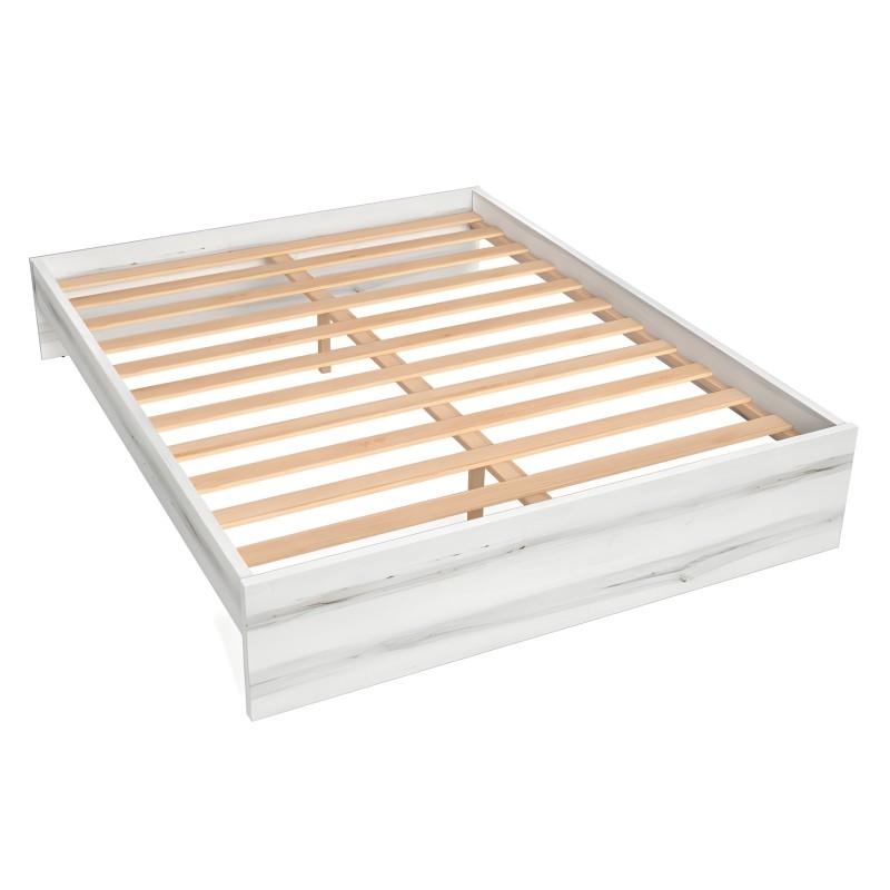 Cama blanca con estructura de madera y somier de listones de pino vista frontal y lateral