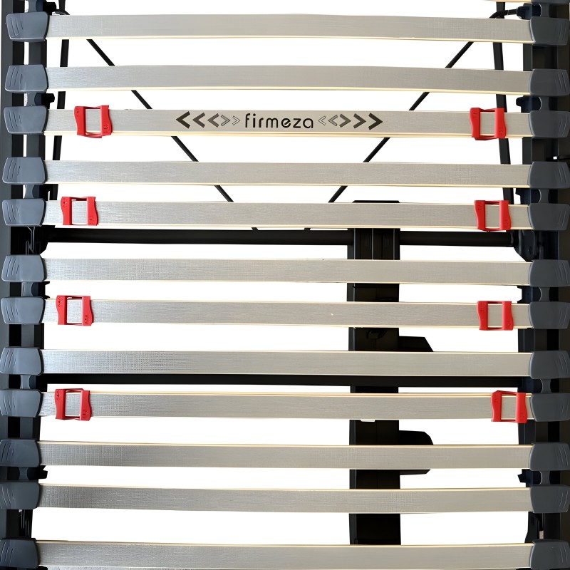 Base cama con estructura de láminas grises y soportes negros con asas rojas vista frontal