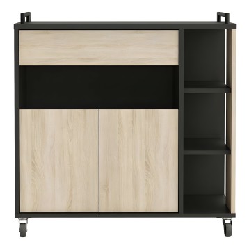 Mueble aparador negro y madera clara con cajón superior y puertas inferiores sobre ruedas y estantería lateral abierta