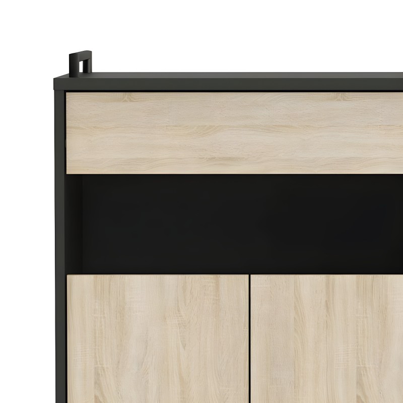 Mueble auxiliar con estructura metálica negra y frentes de madera clara con espacio abierto central y tirador superior