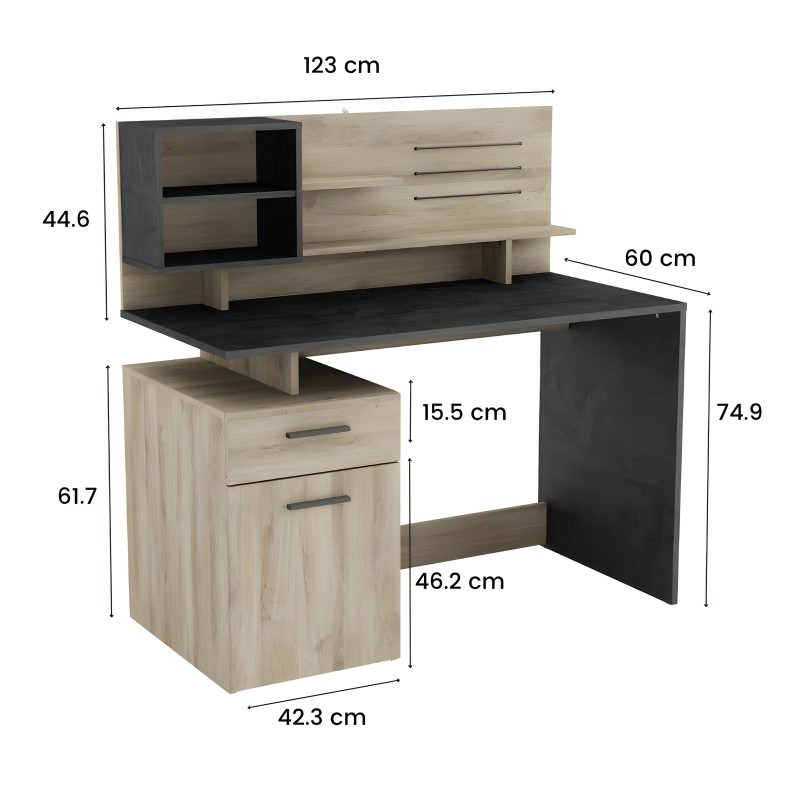 Escritorio moderno con superficie negra y estructura en madera clara con panel negro y estantería suspendida y cajonera lateral