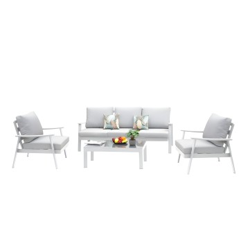 Conjunto de sofá gris con dos sillones y mesa baja en estructura blanca y cojines decorativos