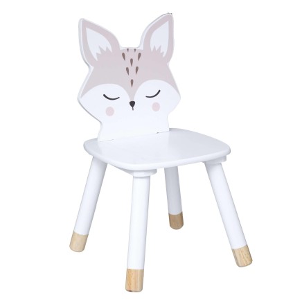 Silla infantil blanca con respaldo en forma de zorro y patas de madera natural